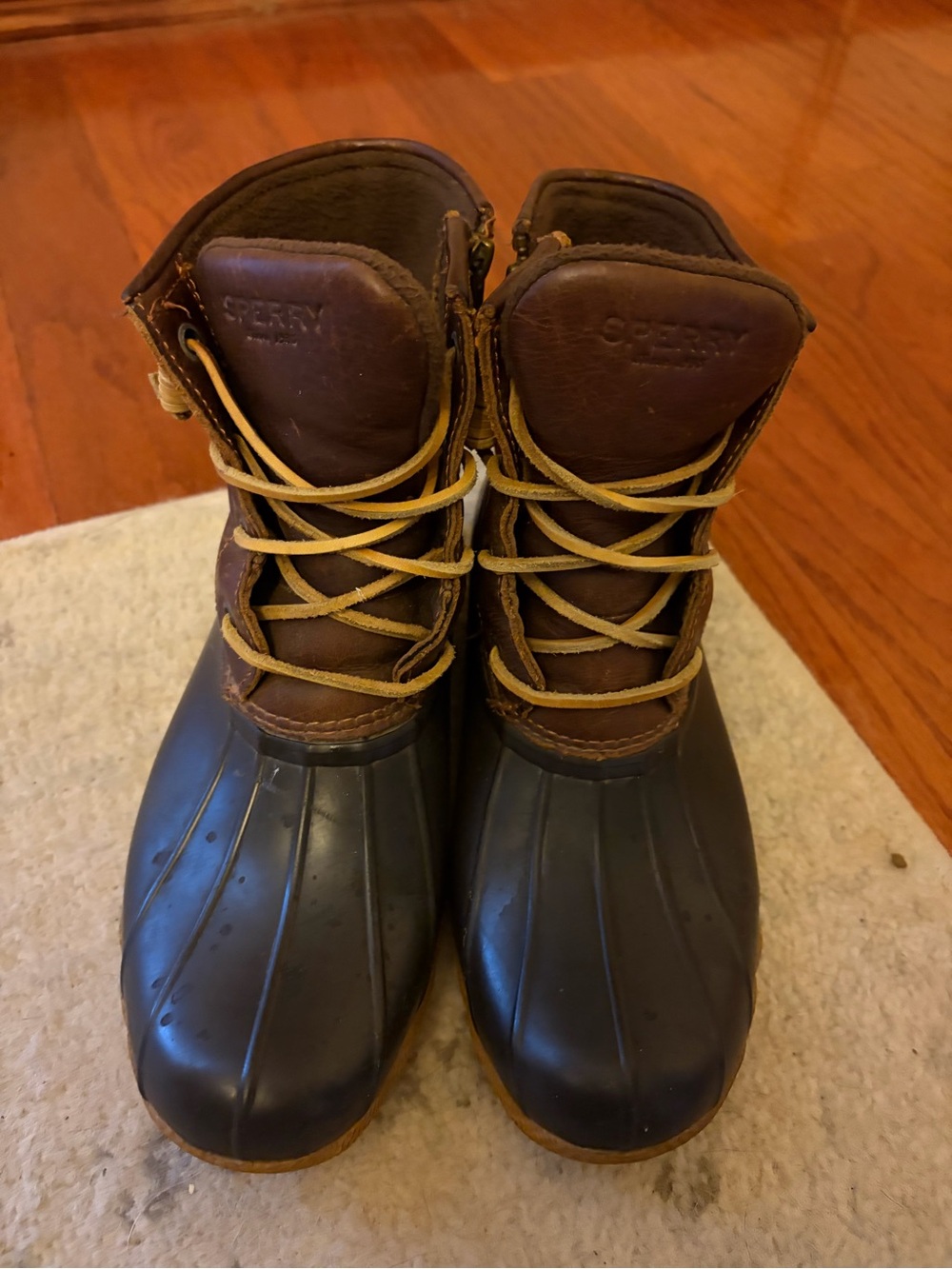Sperry Womens Brown and Black Waterproof Duck Boots